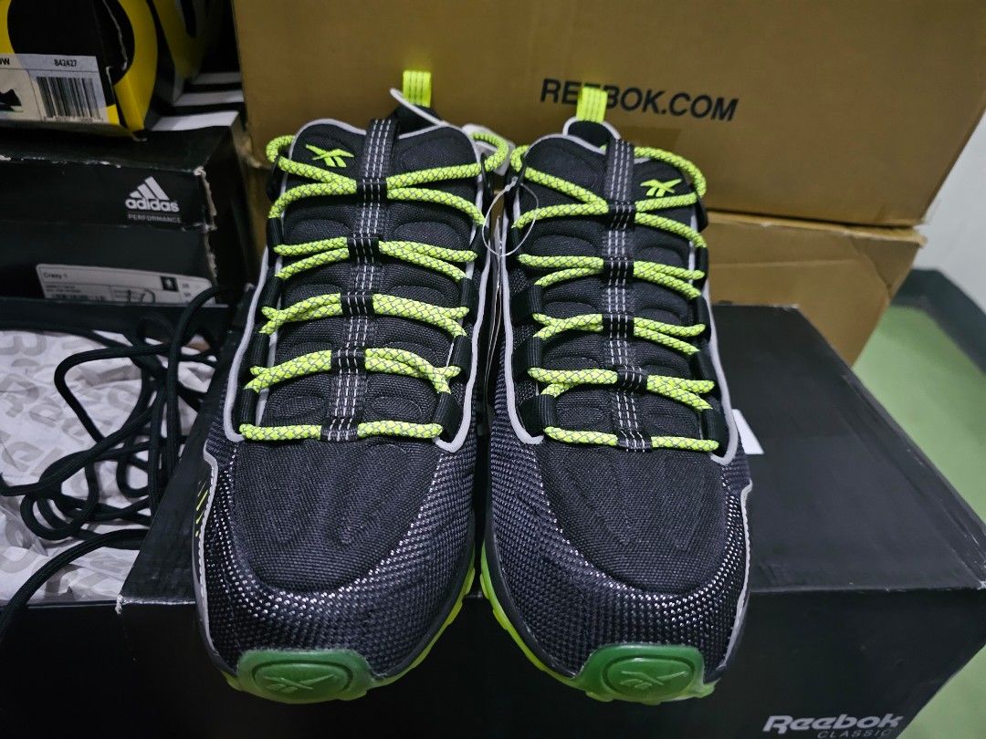 Reebok x Atmos DMX Run 10 Black Neon Yellow CN5937, 男裝, 鞋