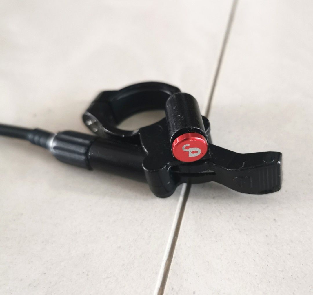 Remote lockout lever for front fork suspension for giant rockshock santour forks