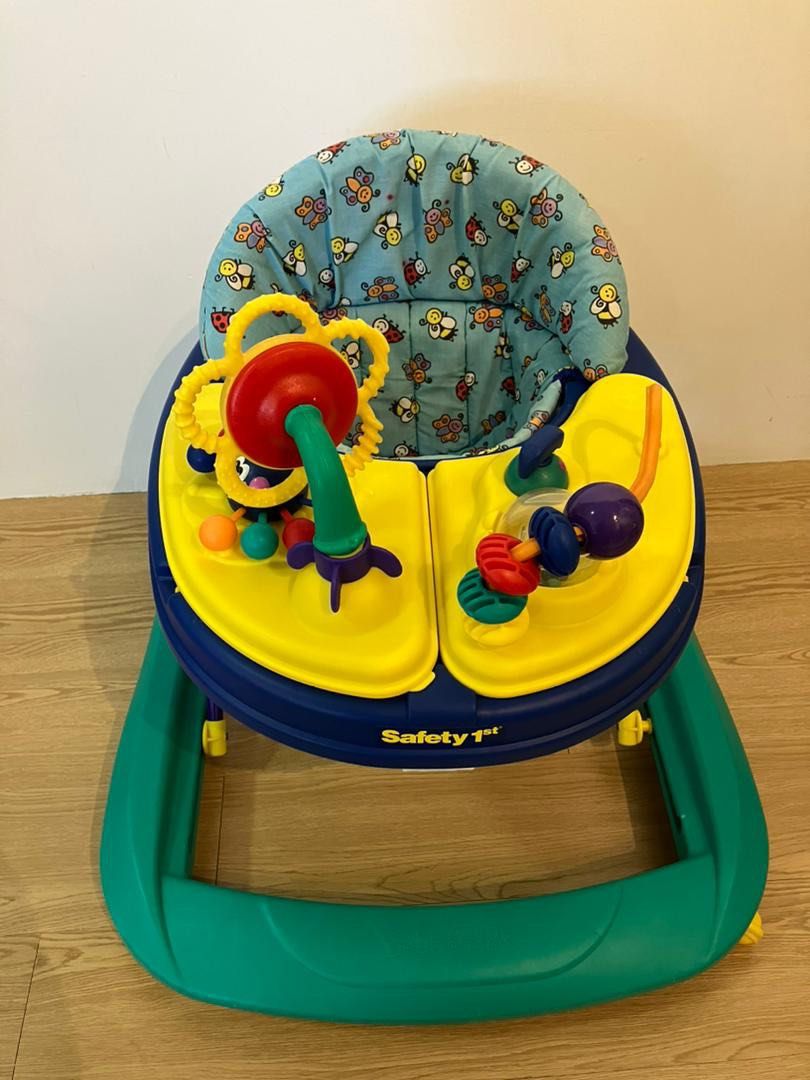 Safety 1st Walker, Babies & Kids, Infant Playtime on Carousell