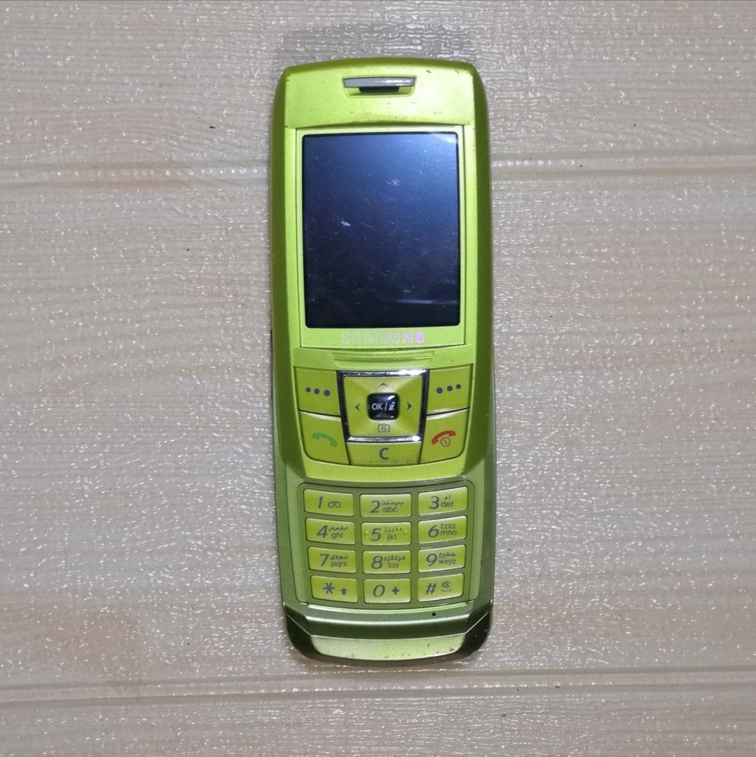 Negotiable Samsung E250 Slide Phone, Mobile Phones & Gadgets, Mobile  Phones, Early Generation Mobile Phones on Carousell