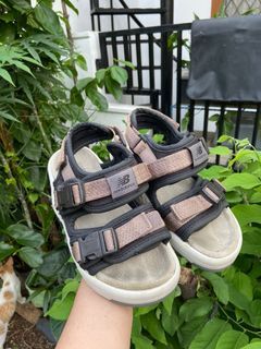 Sandal Caravan New Balance size 36/37 insole 23
