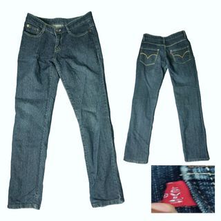 Size 28 levis denim pants