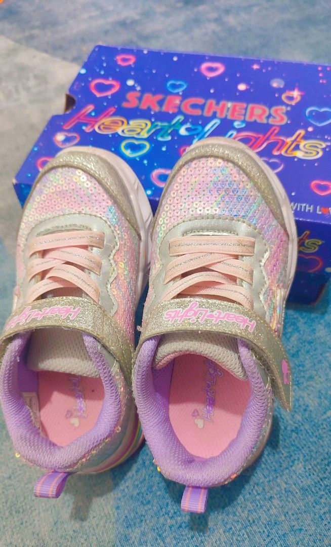 Skechers Heart Lights (Category: Babies & Kids Fashion) located in Bacoor. Submitted by tipiditymudra (Listing ID 1269161978, Image 1). Description: seldom used, needs cleaning though no issue lights still working shipping from bacoor c/o buyer size 8 toddler.