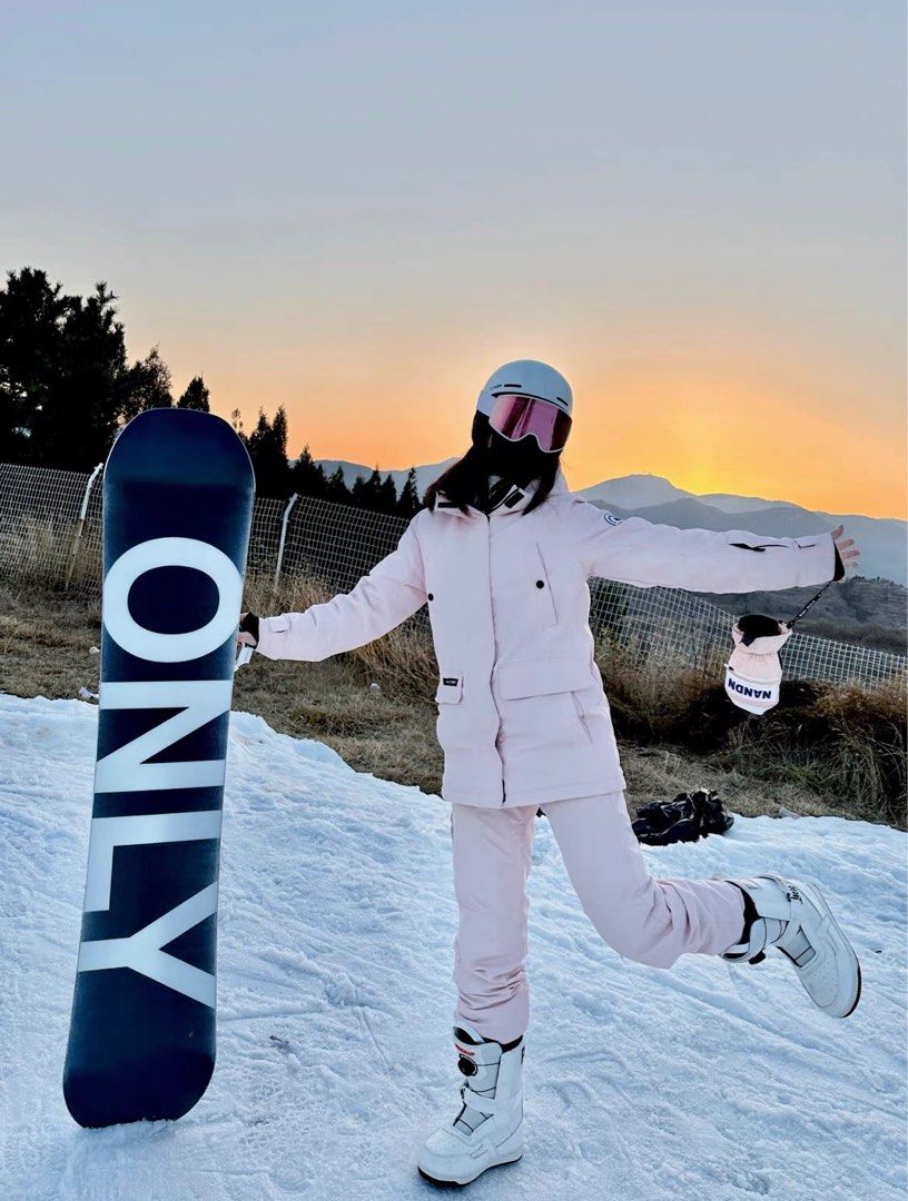 Snowboarding outfit outlet