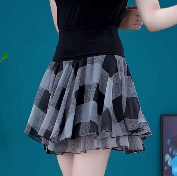 Brand New Skirt Chiffon Material Checkered Design