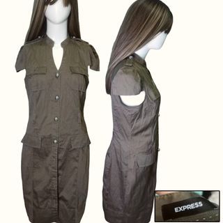 Small to medium express army green button dress