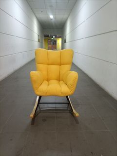 SNIPES Rocking Chair in YELLOW FABRIC