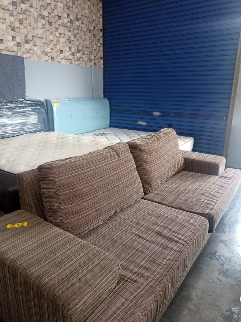 Lebar sofa online 3 seater