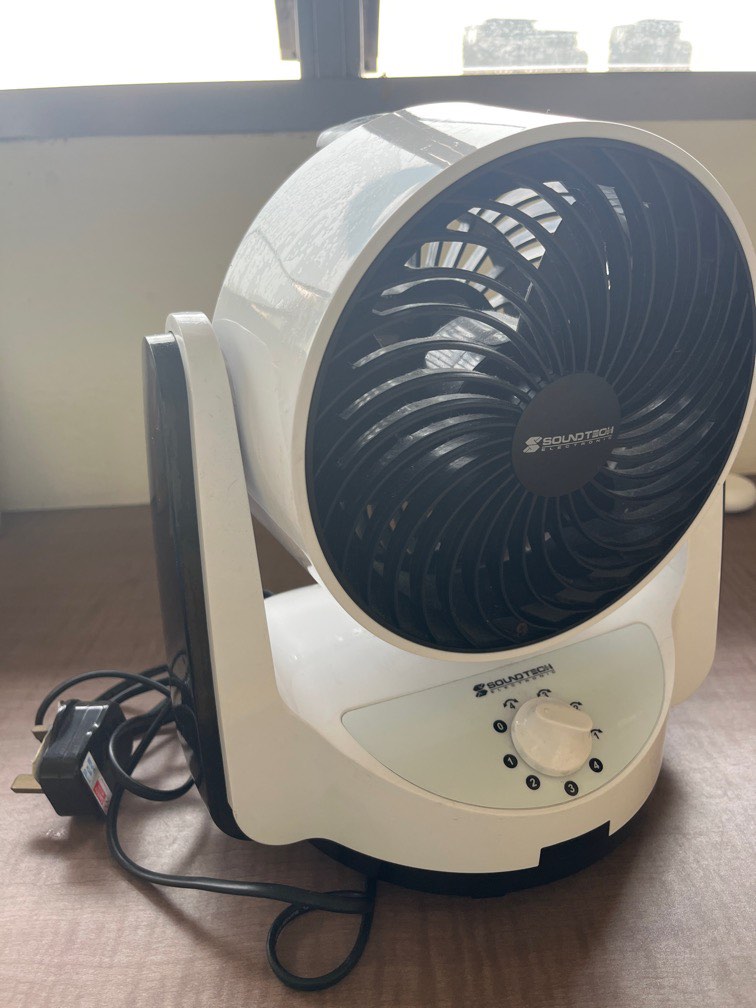 Soundtech Fan [URGENT FOR SALE], Furniture & Home Living, Lighting ...