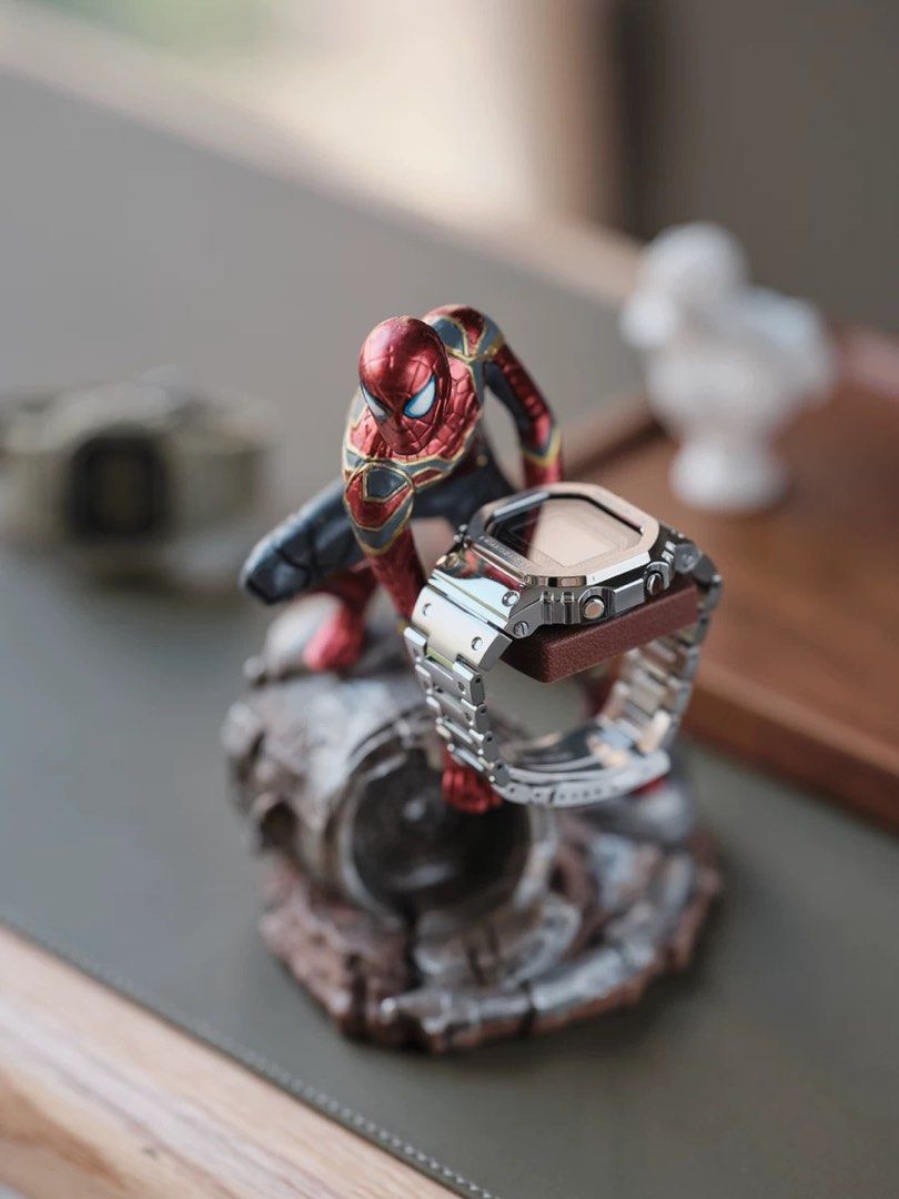 SpiderMan watch holder (Category: Toys & Games) located in Singapore. Submitted by tecinovation (Listing ID 1269214121, Image 2). Description: THE SPIDERMAN Preorder starts now. Brand New series. Do pm me for more details☺️ Tags: joker, suicide squad, DC, action figures, collectable, Marvel, gift, statue, cool, batman, spiderman, ironman, superman.