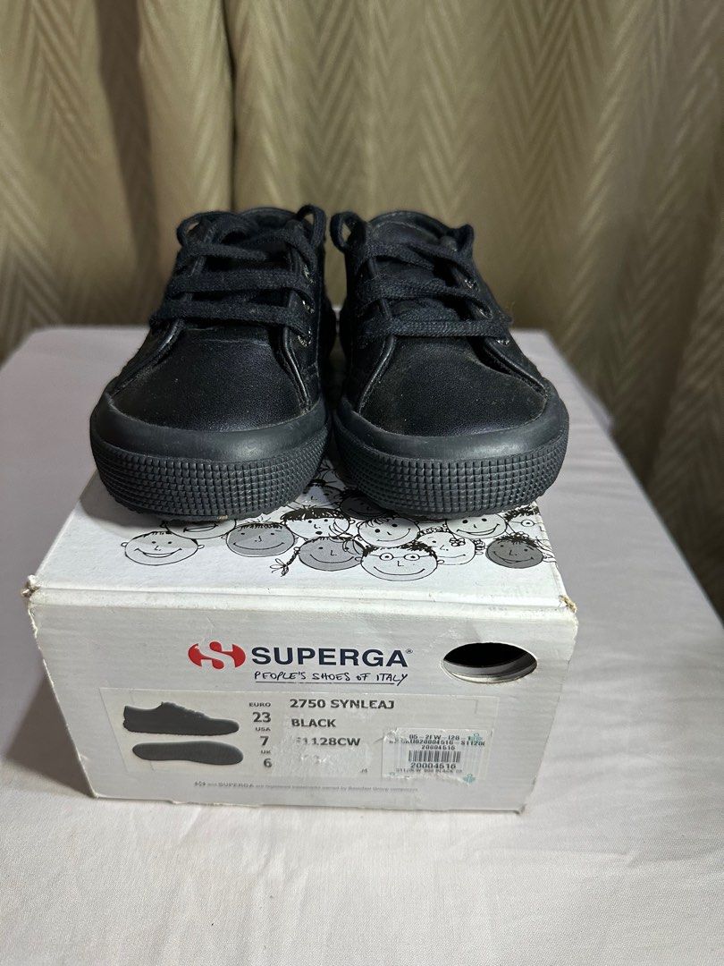 Superga deals 15 euro
