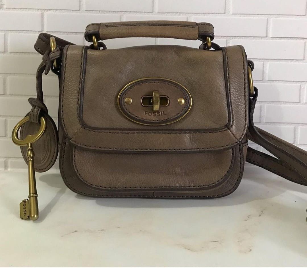 TAS FOSSIL ORIGINAL LENGKAP KEYFOB, Barang Mewah, Tas & Dompet di Carousell