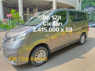 Tdp 12jt EVALIA SV Matic 2014 Km 73rb