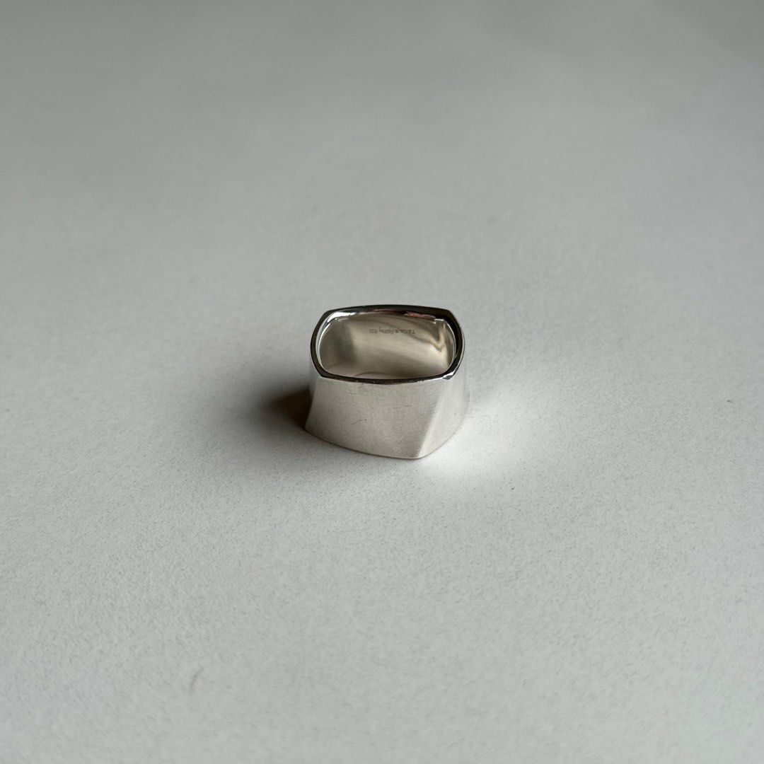 Frank online gehry ring