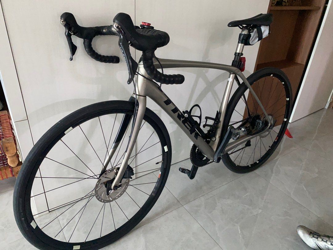 Trek domane 2019 top