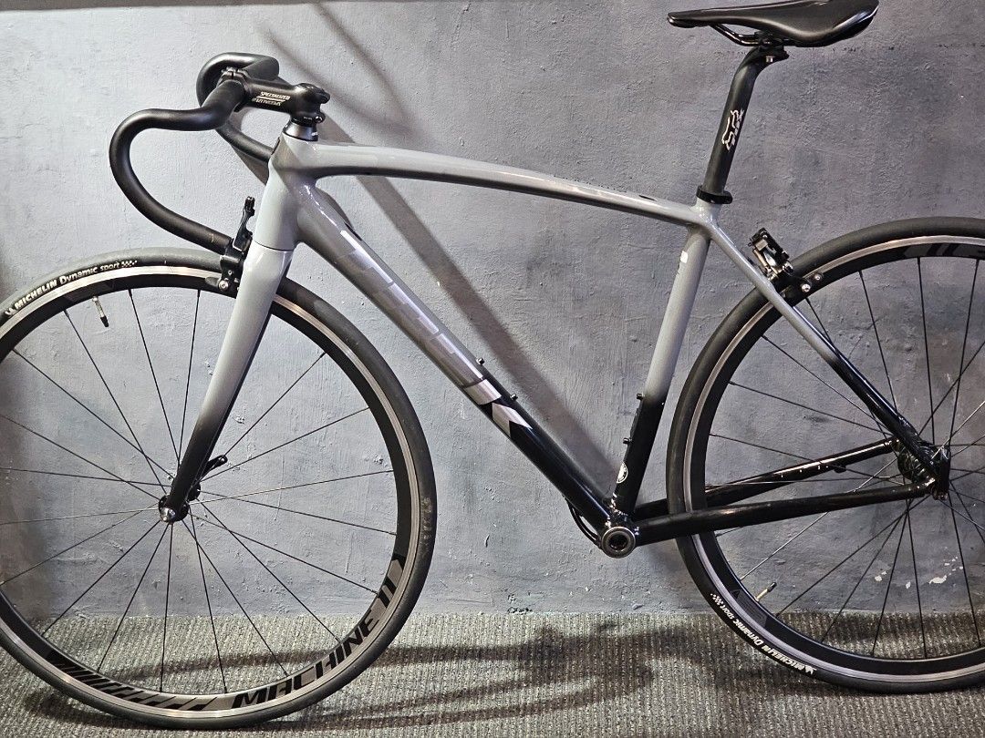 Trek hotsell emonda sl2