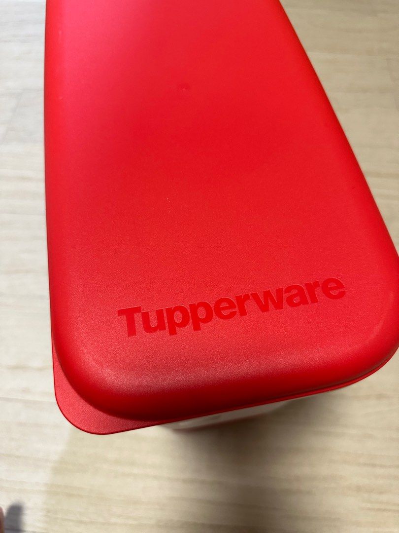 Tupperware Rīve Tupperware rice dispenser, Furniture & Home Living, Kitchenware ...