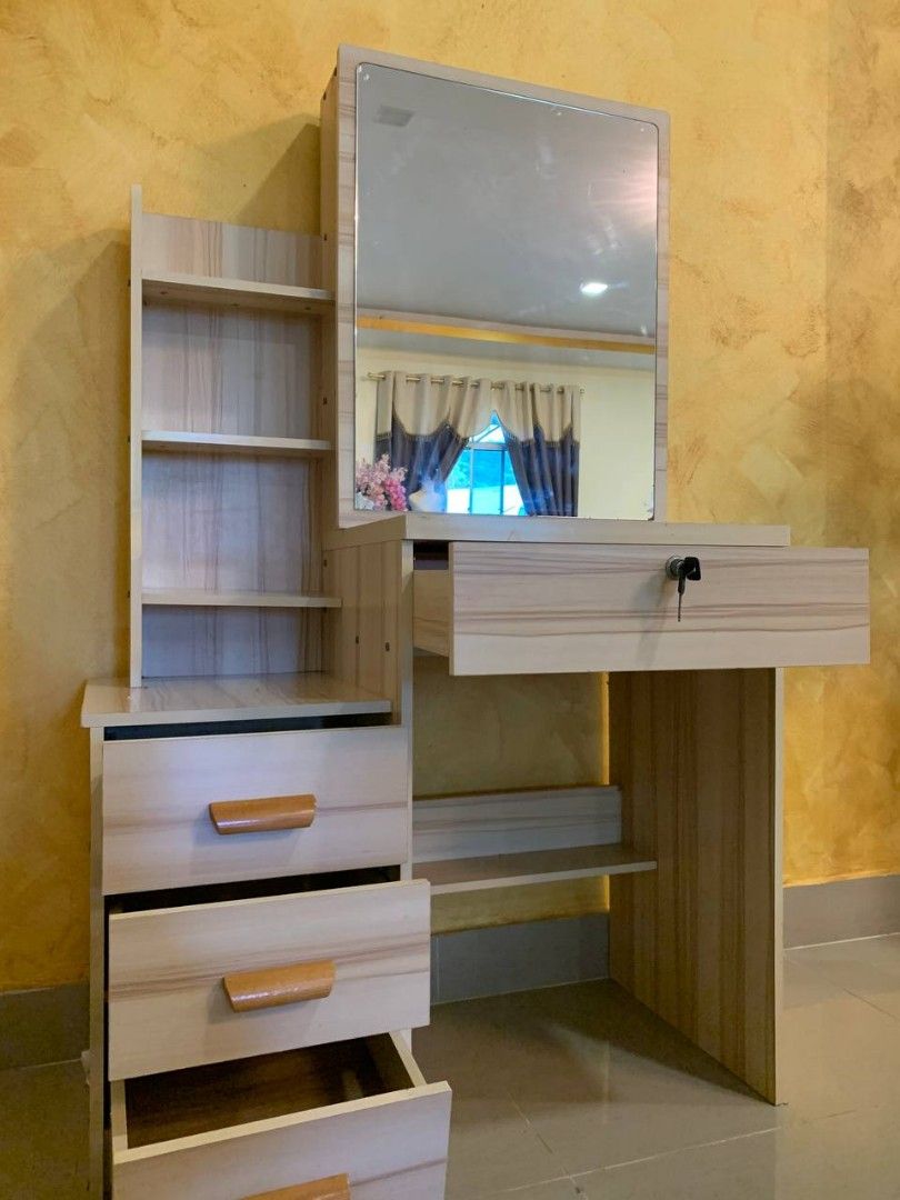 Used Dressing Table, Furniture & Home Living, Furniture, Other Home