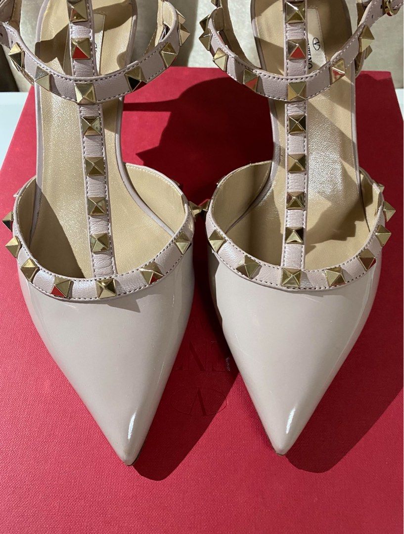 All white valentino best sale rockstud