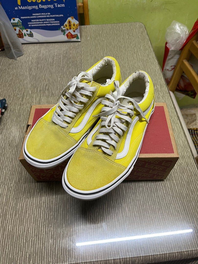 Vibrant discount yellow vans