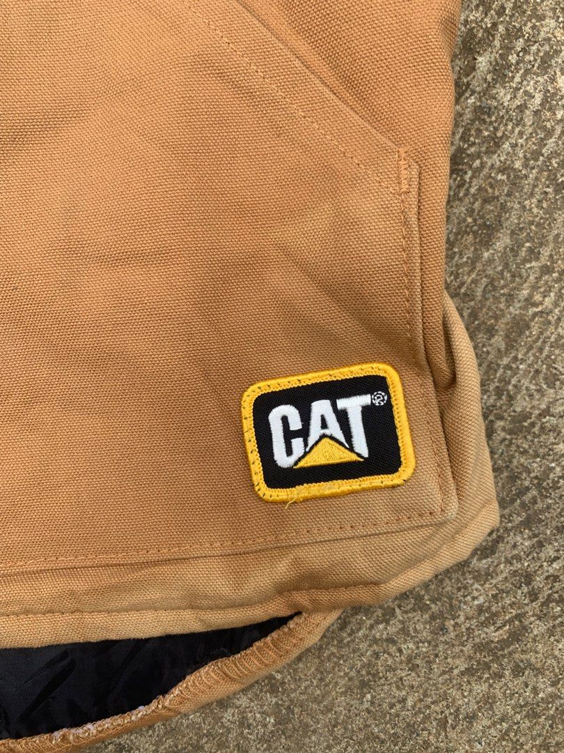 Vintage CAT workwear vest (Category: Coats, Jackets and Outerwear) located in Burgos, Ilocos Norte. Submitted by copthrift (Listing ID 1269148246, Image 2). Description: .