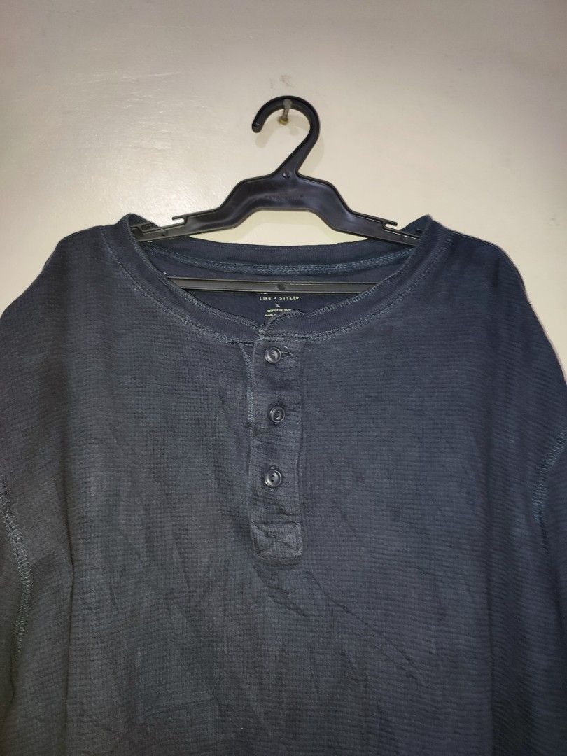 Waffle Longsleeve (Navy Blue) unisex (Category: Coats, Jackets and Outerwear) located in Manila. Submitted by deeastrid (Listing ID 1269190104, Image 2). Description: For free at least purchase 500 on my listings.