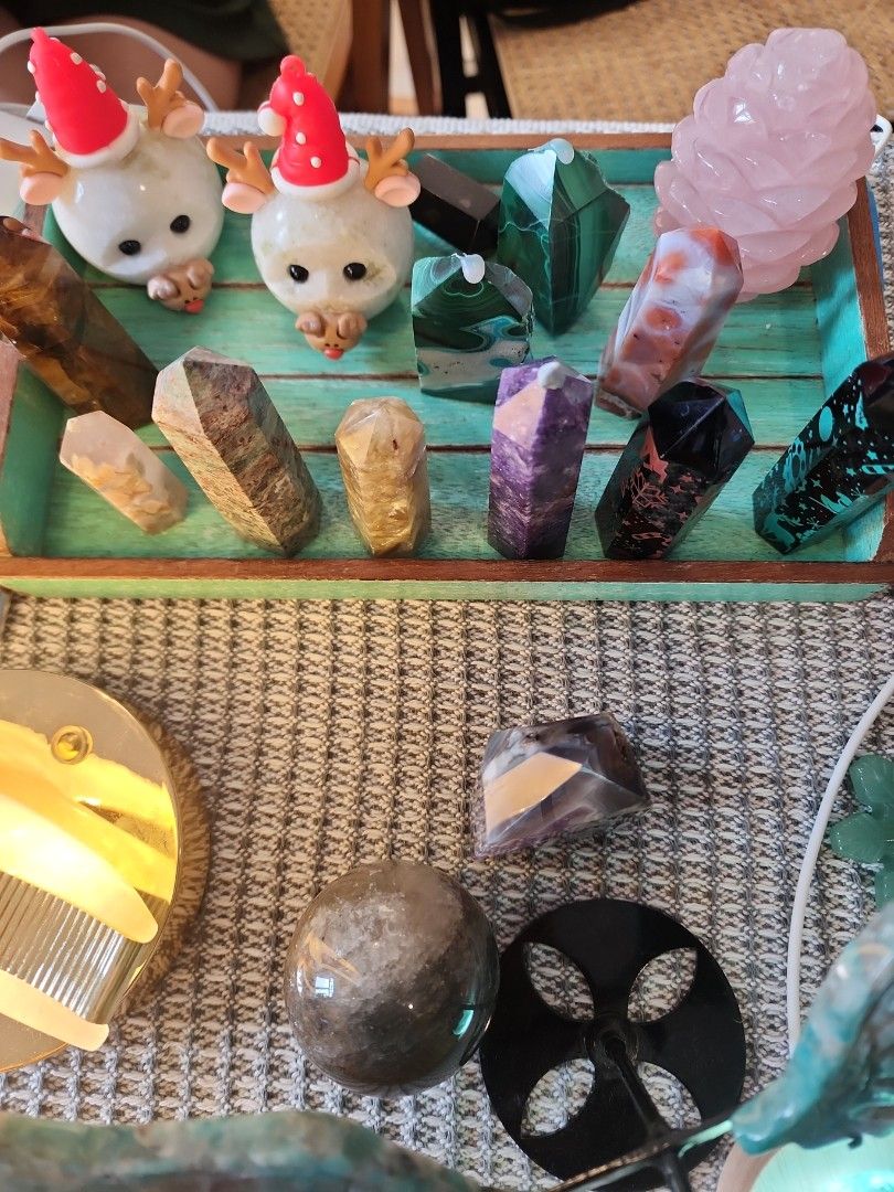 Wholesale Crystal for starting crystal biz Hobbies Toys
