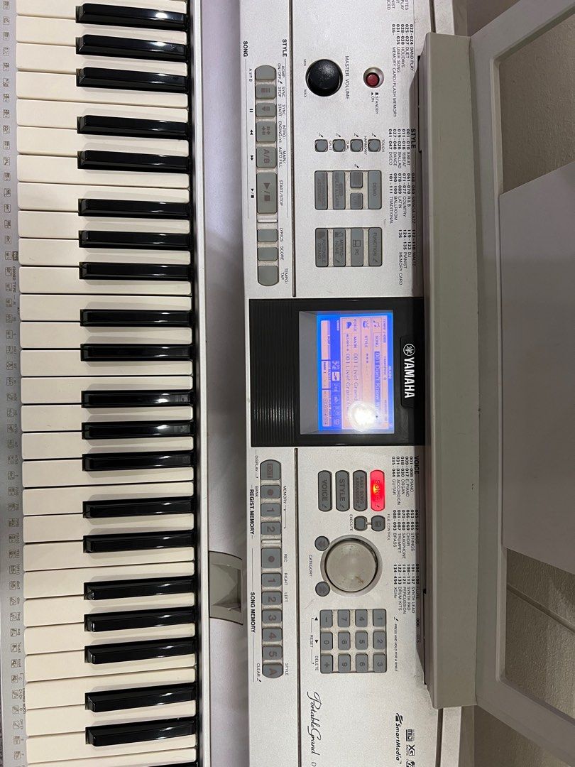 Yamaha Digital Piano Keyboard DGX 505, Hobbies & Toys, Music & Media