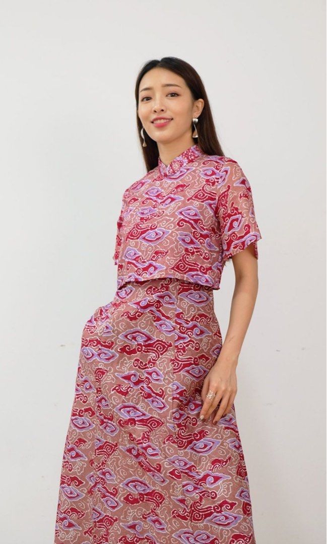 Yeomama Batik Kaili Cheongsam Dress CNY in Red Clouds Batik UK 10