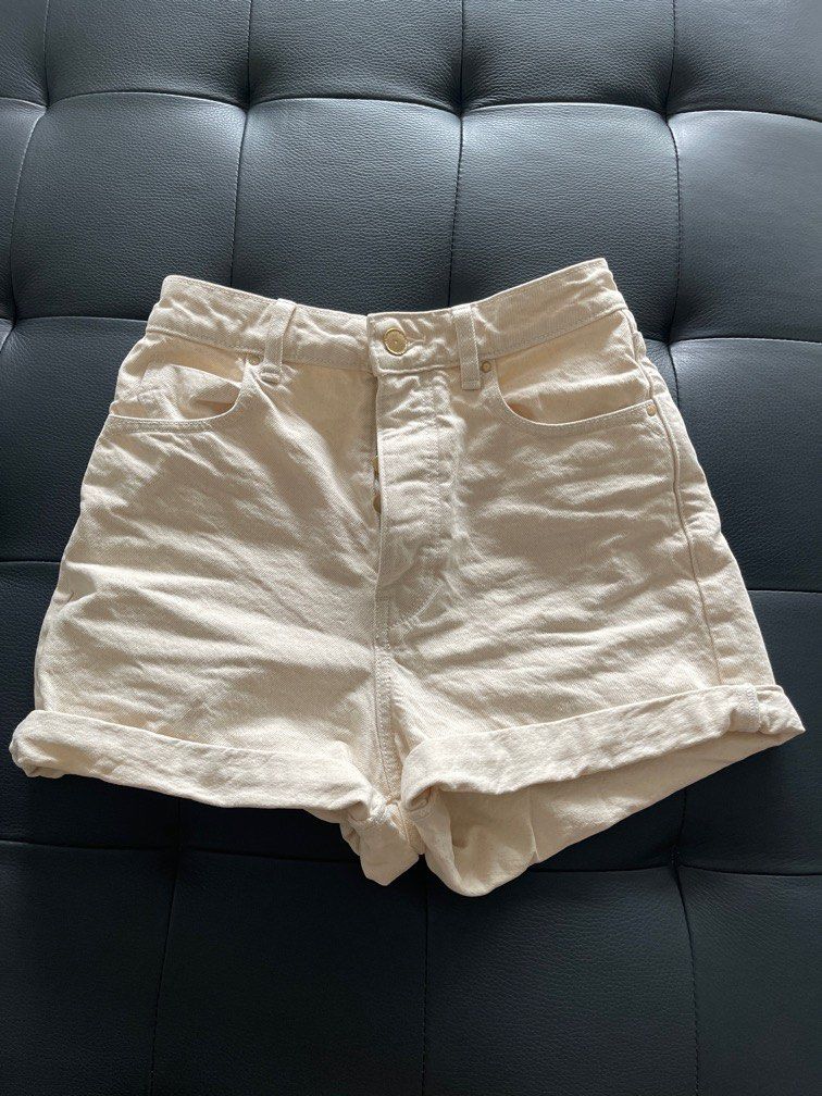 Zara Cream Denim Shorts, Women's Fashion, Bottoms, Shorts on Carousell