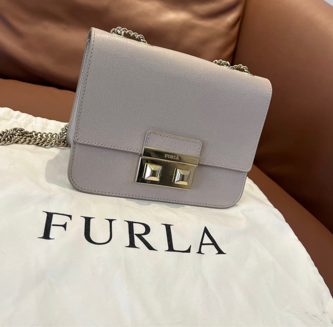 100 Original Furla Metropolis Light Grey Sling Bag
