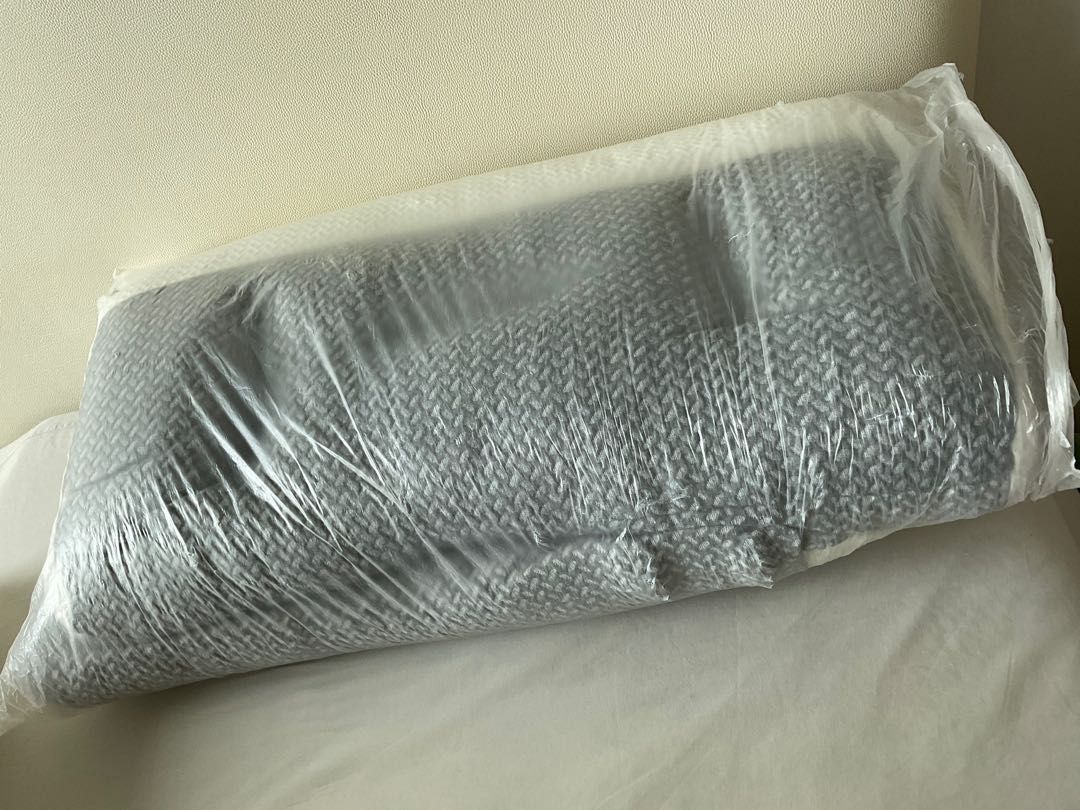 2pcs Japanese neck pillow Furniture Home Living Furniture Bed