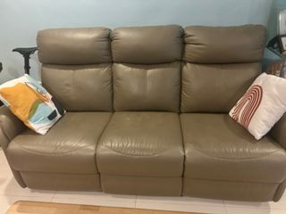 (Category: ) located in . Submitted by allisall1 (Listing ID 1275344123, Image 1). Description: .