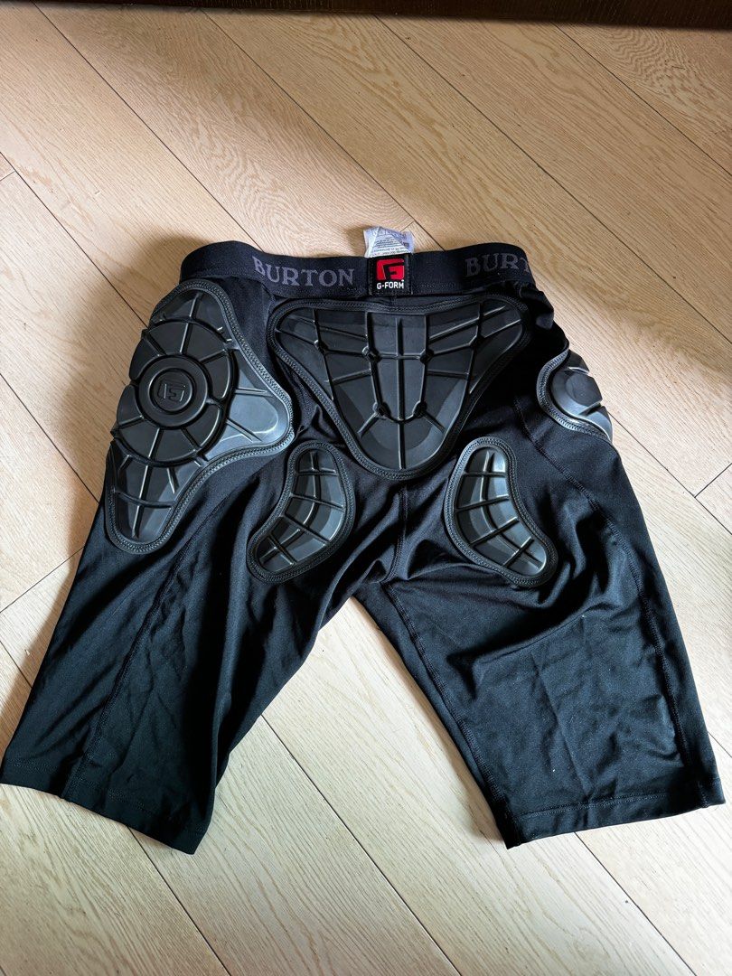 Burton g sale form impact shorts