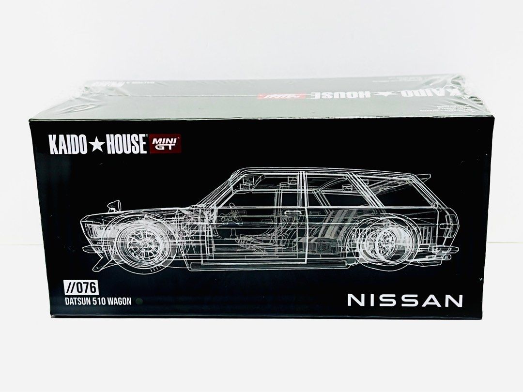 全新 未開封 Kaido House x MiniGT No. KHMG 076 Scale 1:64 1/64 比例 Mini GT 合金 車仔  得勝 DATSUN 510 WAGON CARBON FIBER V3