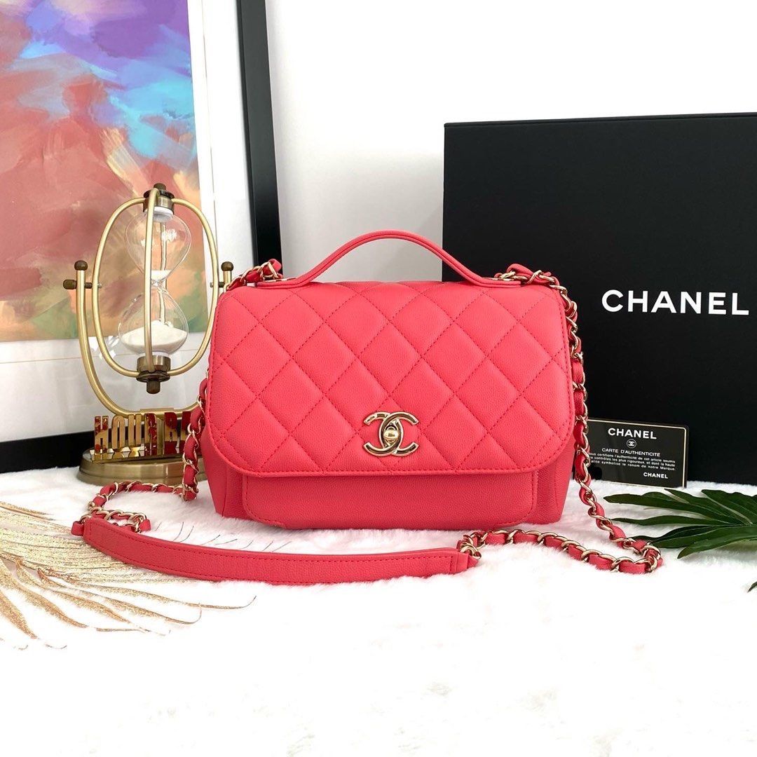 Quilted best sale handbag chanel