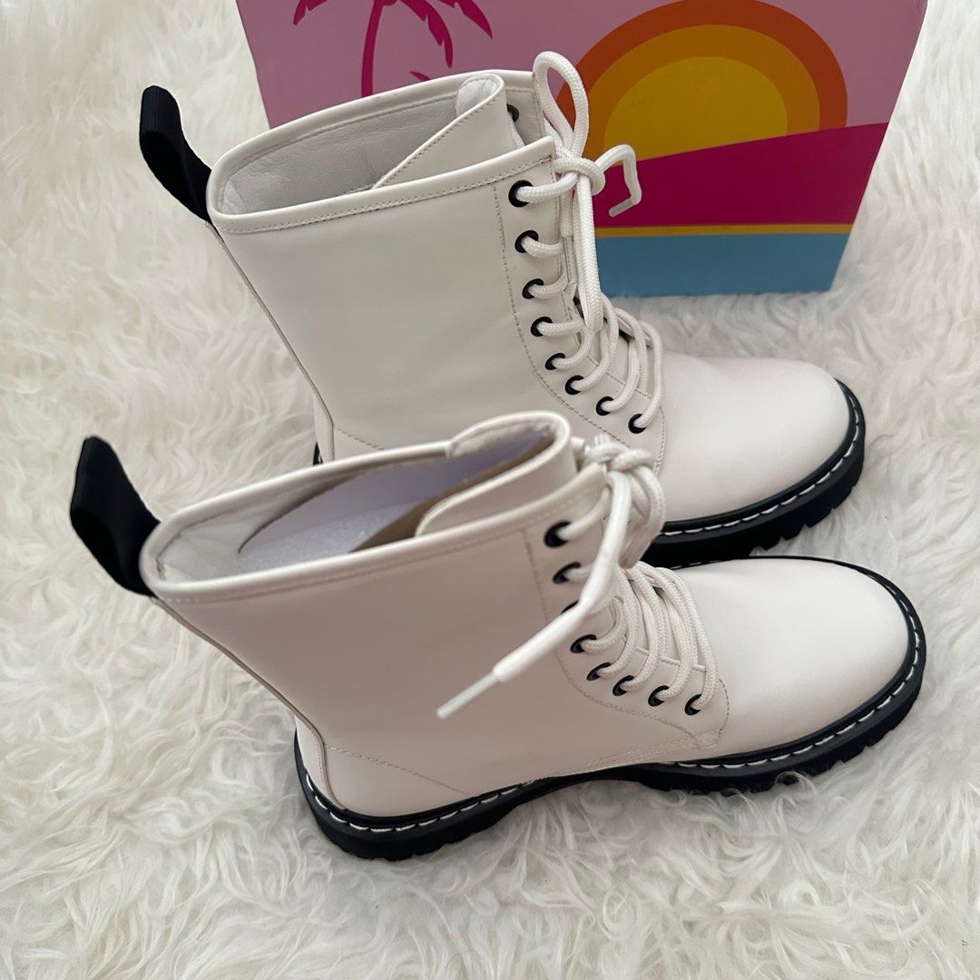 Barbie Zalora Boots White Sepatu Musim Dingin Winter Heels Shoes Branded