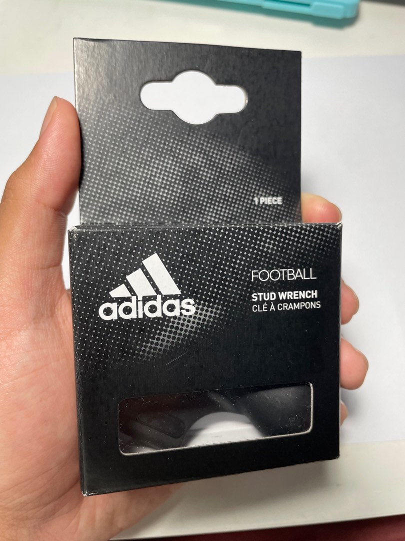 Adidas online stud wrench