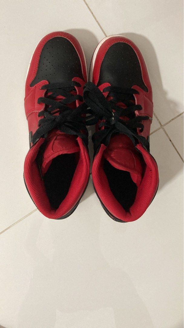 Air jordan 1 best sale black junior