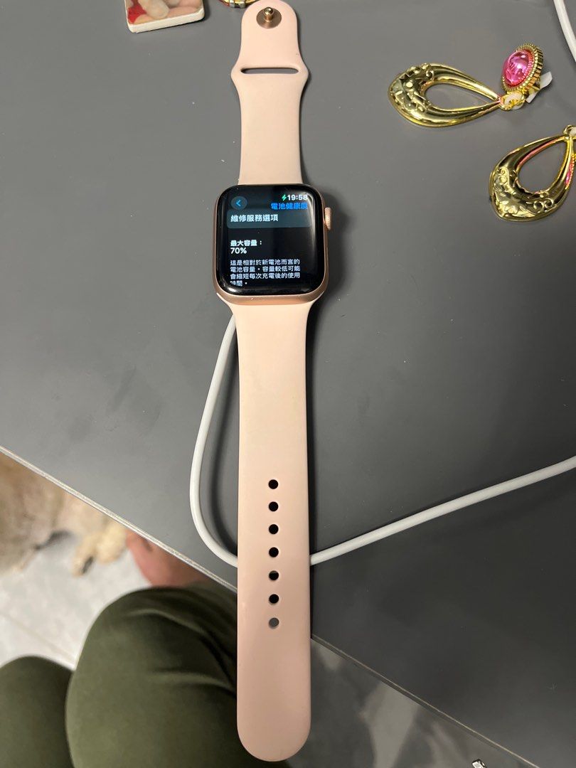 Apple Watch Series 4 44mm LTE, 手提電話, 智能穿戴裝置及智能手錶