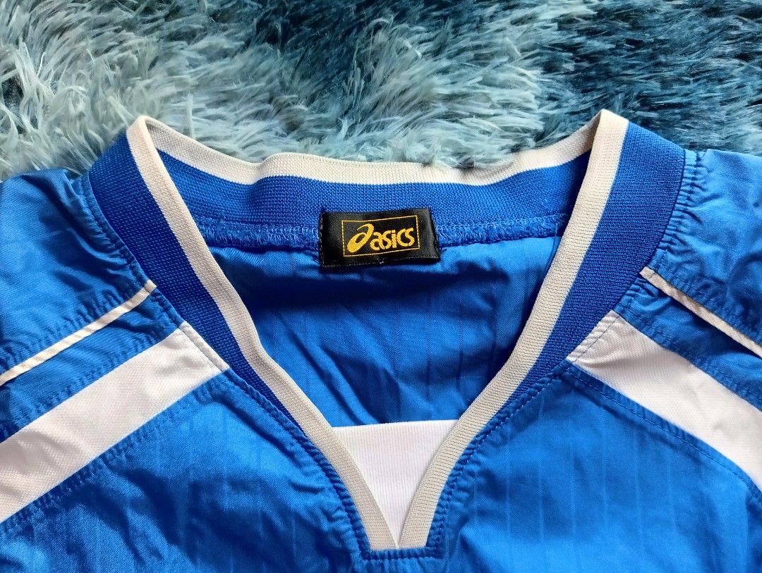 ASICS FOOTBACLL GEAR LONG SLEEVES (Category: Activewear) located in Bayambang. Submitted by willespiritu (Listing ID 1275220506, Image 2). Description: Selling my asics football gear long sleeves, good as new pa. No issues or any signs of usage, hindi ko gaano nagamit. RFS: Decluttering Slightly negotiable for interested and sure buyers!.