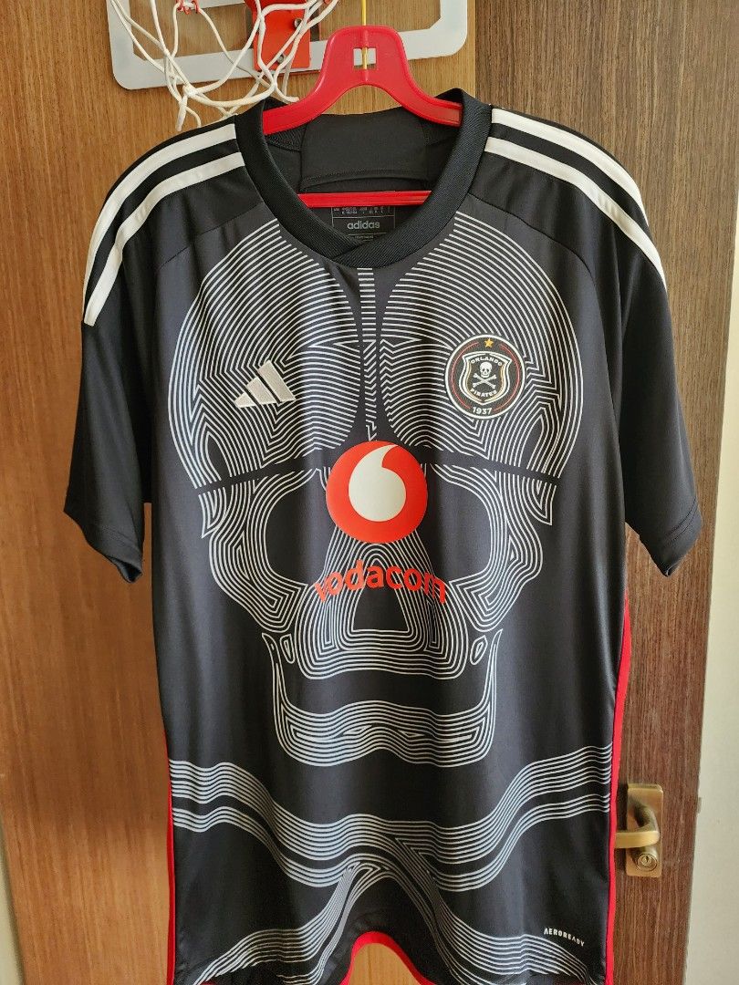 Orlando pirates kit dream league 2019 deals
