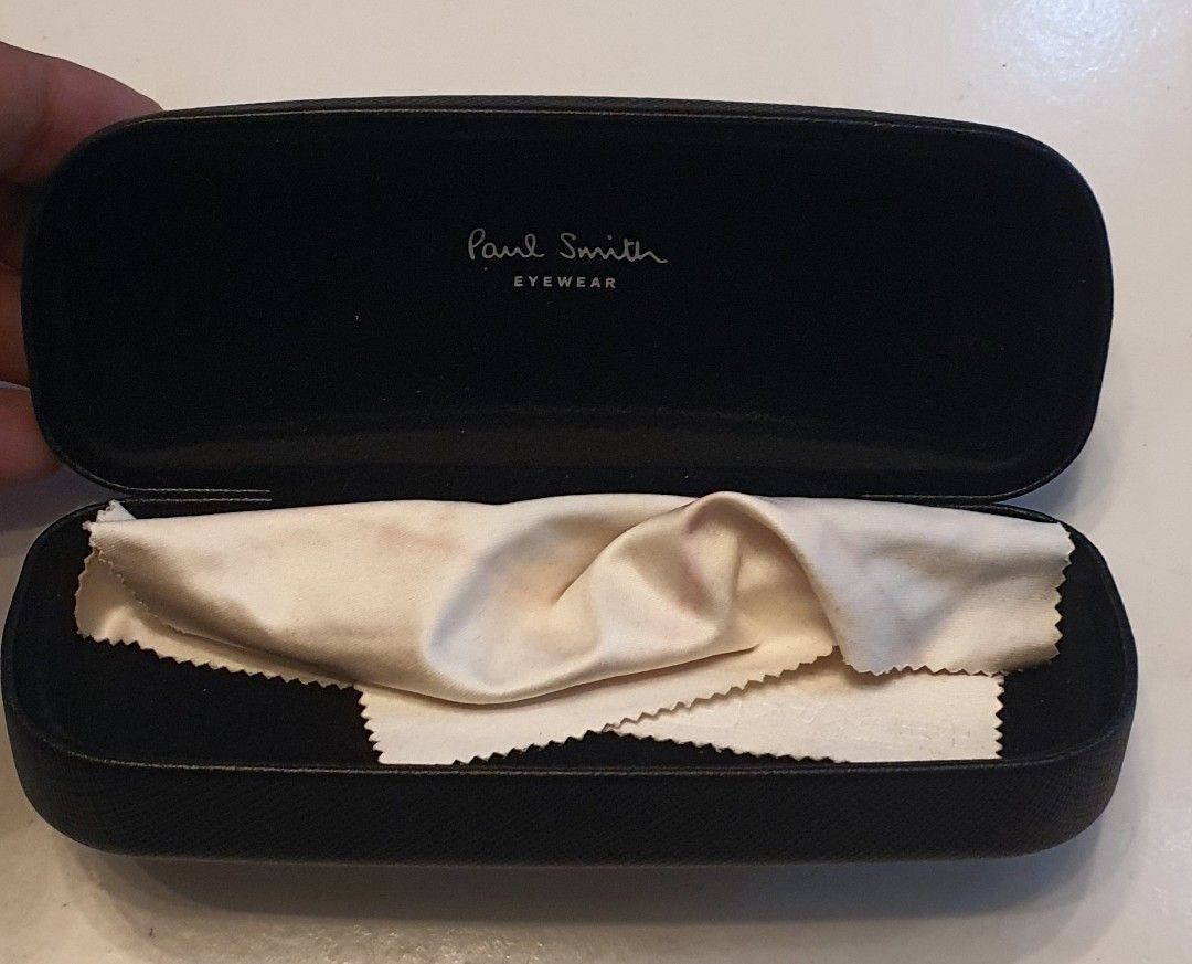 Paul smith discount glasses case