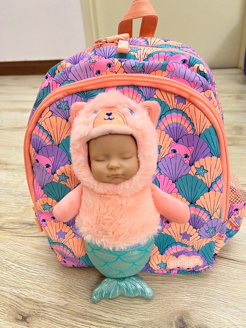 Smiggle face backpack outlet