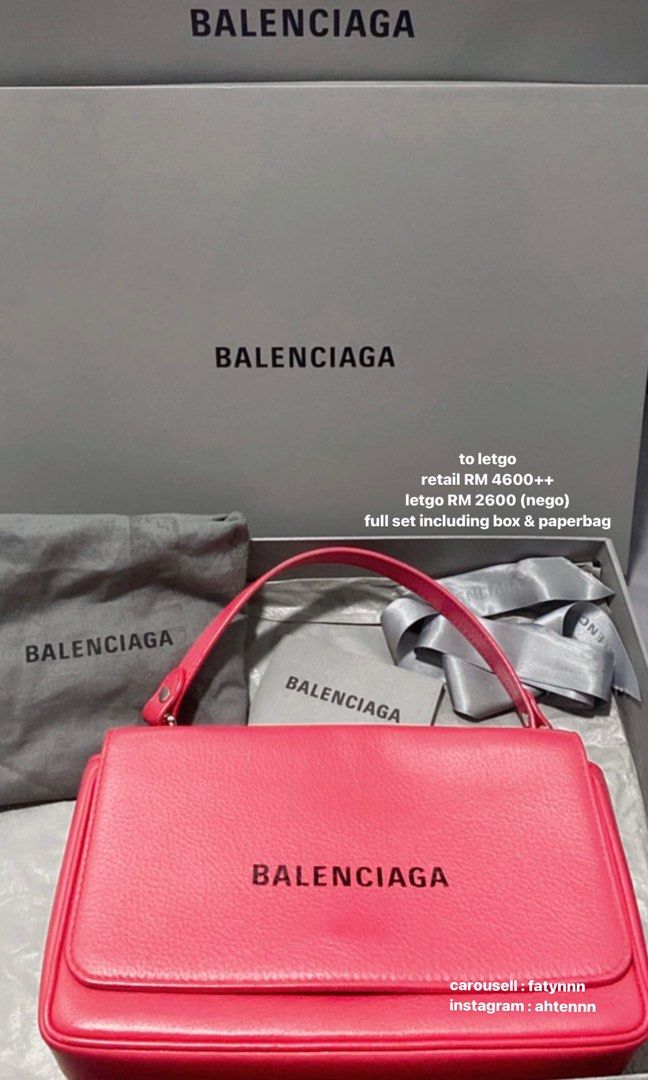 Balenciaga everyday chain wallet store