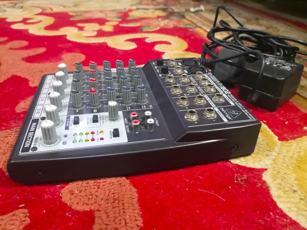 BEHRINGER XENYX802 8 CHANNEL MIXER WITH PHANTOM POWER, Audio, Other
