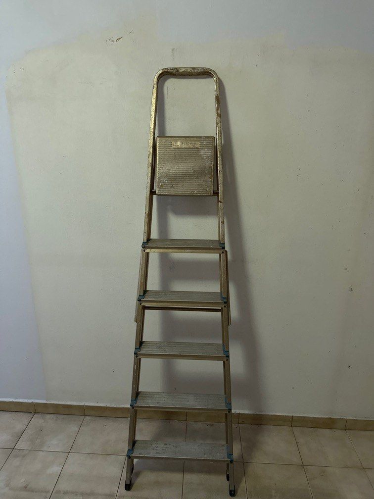 Beldray 5 Steps Aluminum Ladder