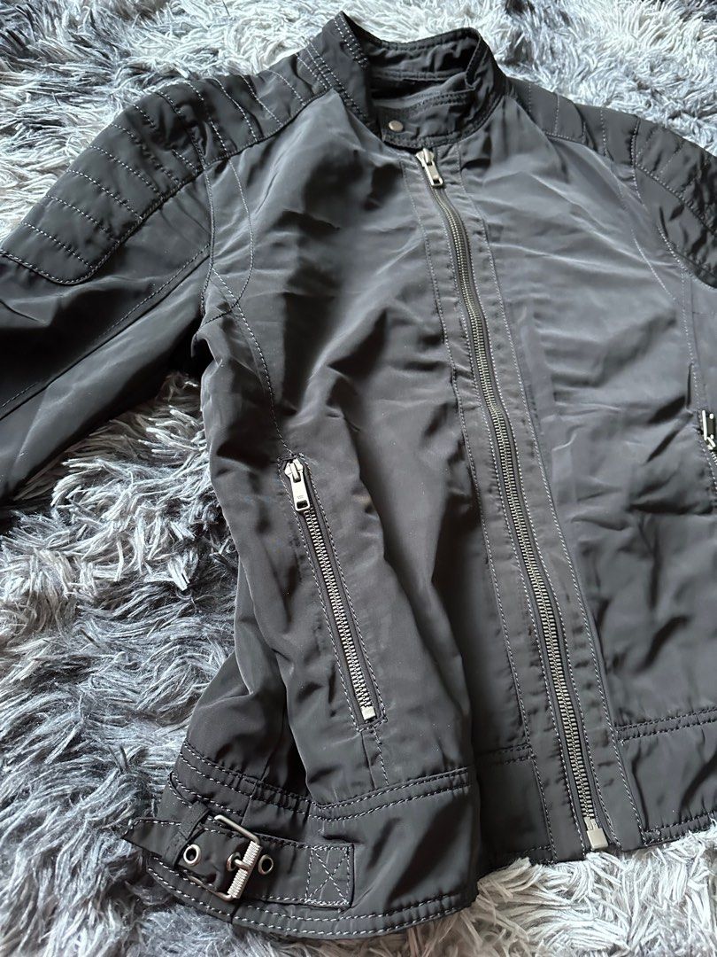 Black bomber jacket men motorcycle bike Zara Men s Fashion Coats Jackets and Outerwear on Carousell