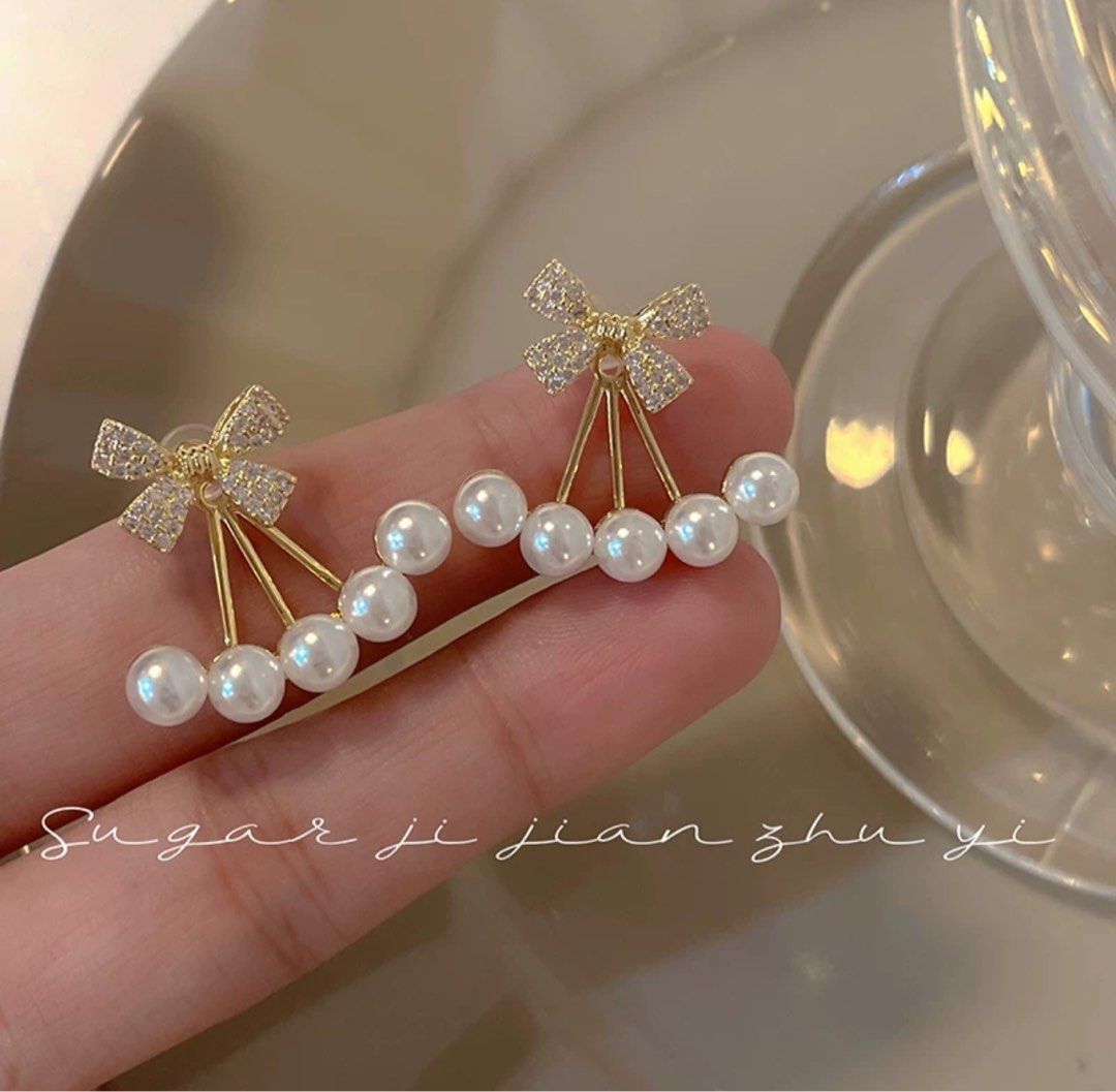 Fresh earrings online