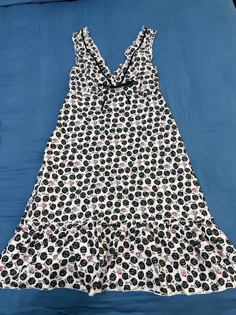 Laura ashley deals nightgowns